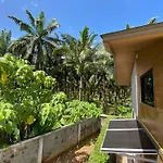 Ploy Mountain View Pool Villa
