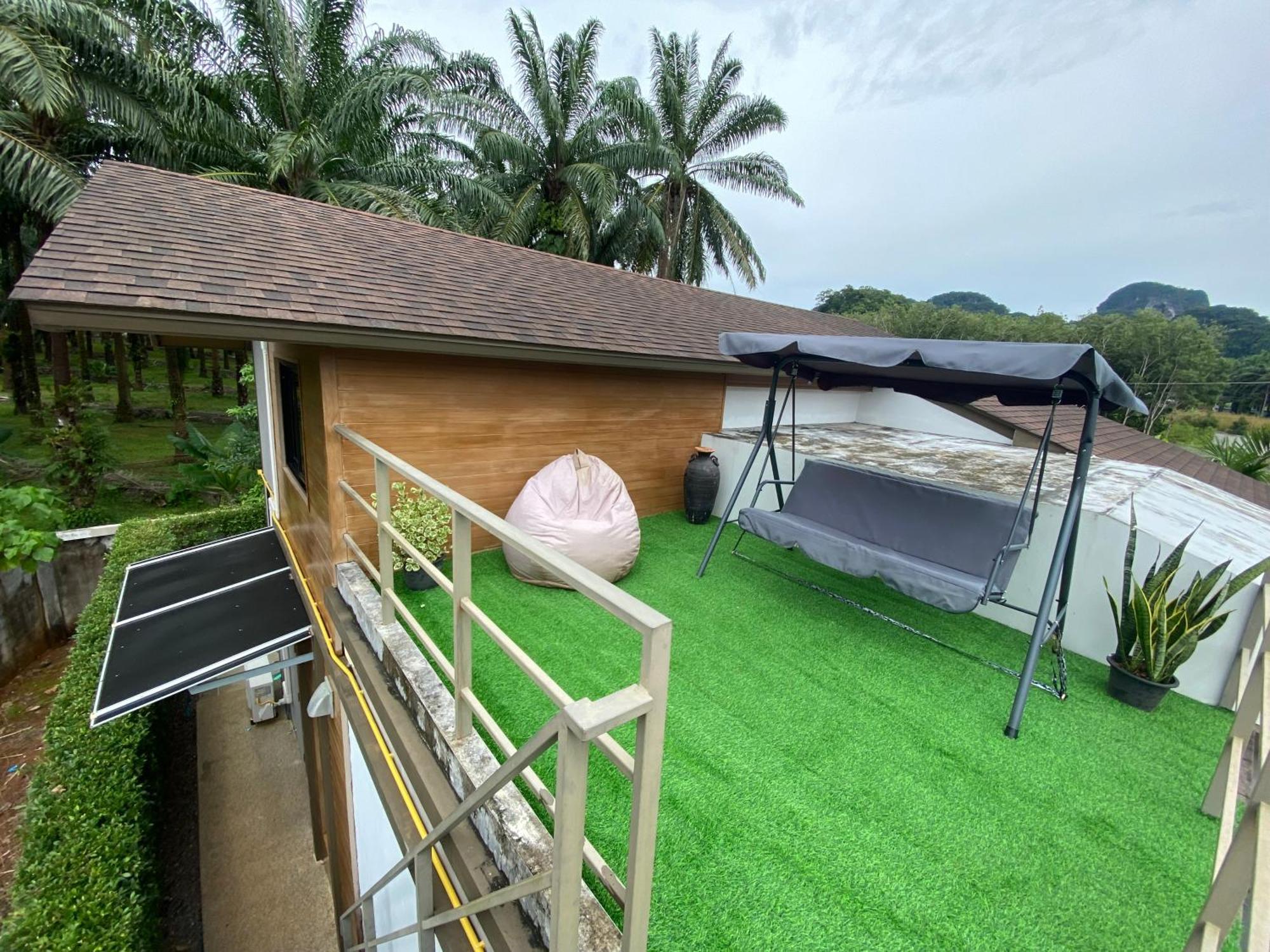 Ploy Mountain View Pool * Krabi town